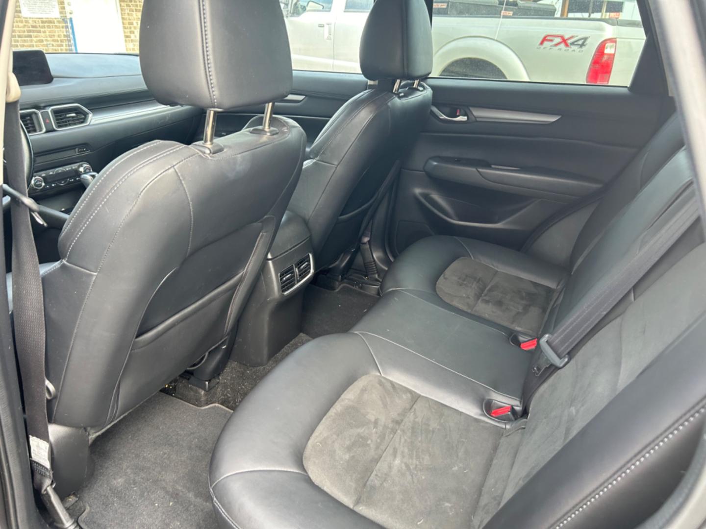2017 Grey Mazda CX-5 (JM3KFACL8H0) , located at 1687 Business 35 S, New Braunfels, TX, 78130, (830) 625-7159, 29.655487, -98.051491 - Photo#7
